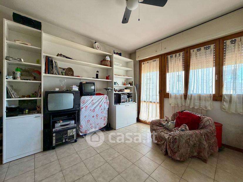 Trilocale in Via Piero Calamandrei — foto 7 di 14