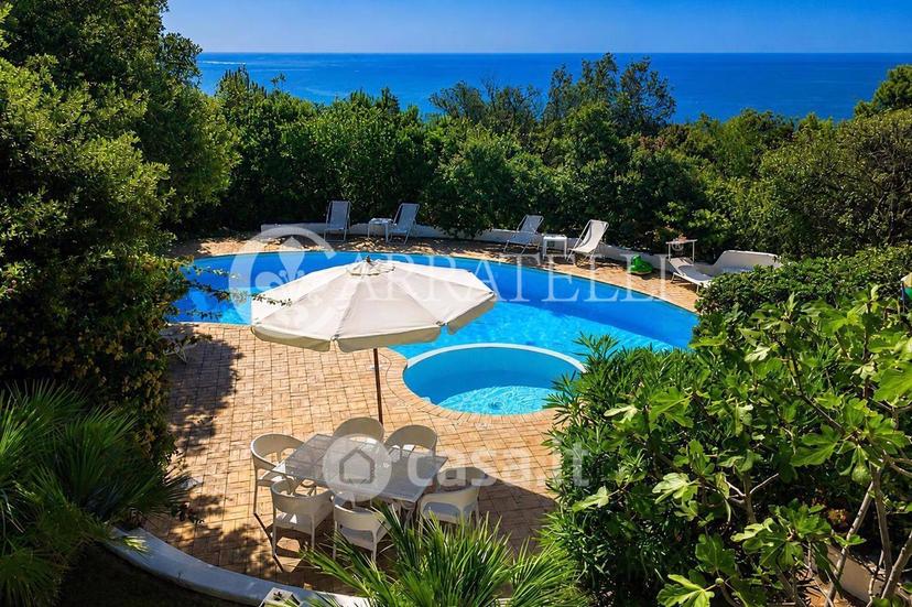 Villa in Via Vasca Moresca — foto 30 di 47