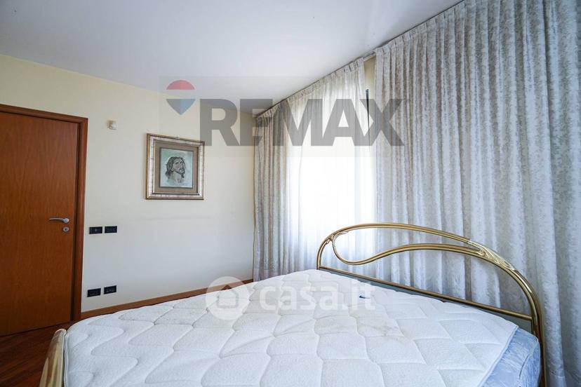 Appartamento in Via Italia 12 — foto 15 di 54