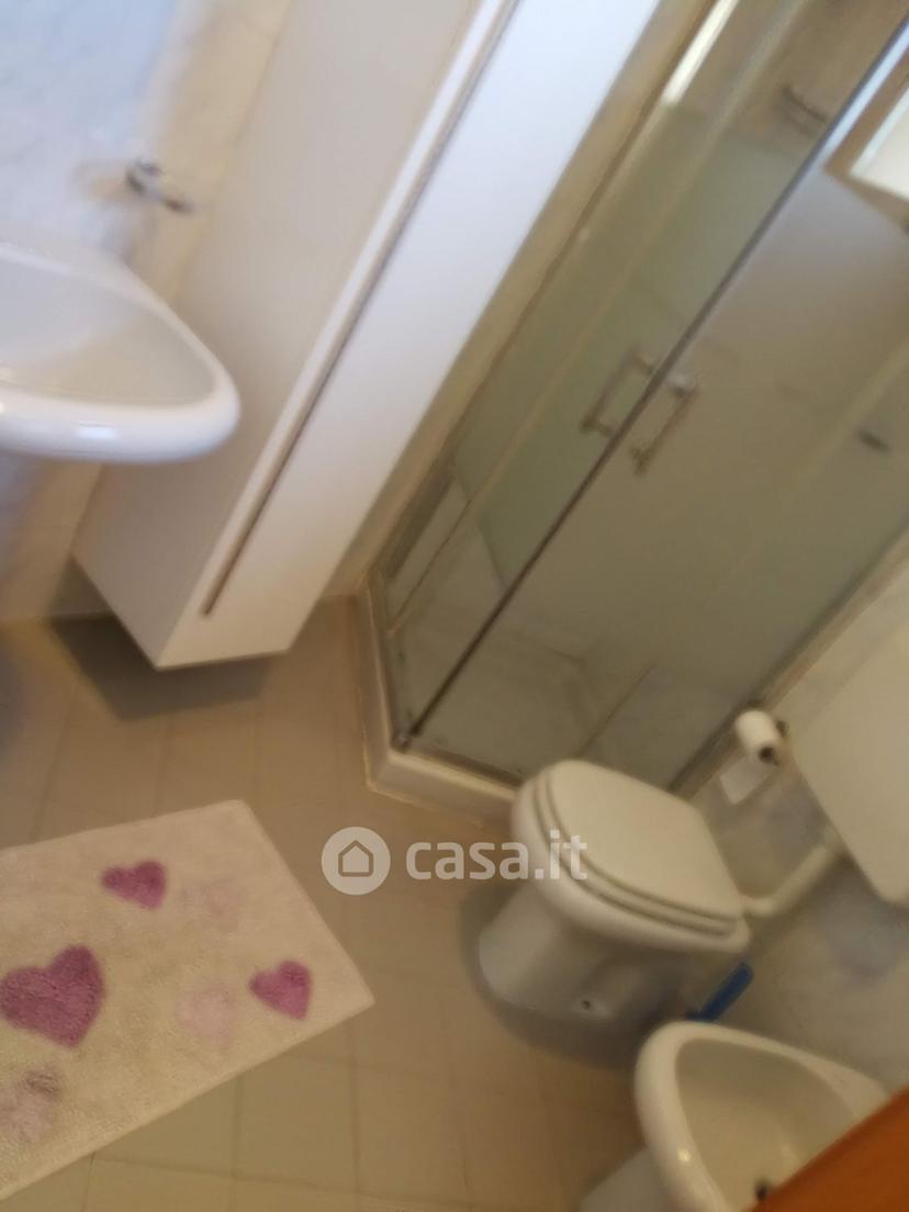 Stanza in Via Edoardo Ferravilla — foto 13 di 25