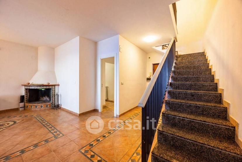 Villa in Lungomare Cristoforo Colombo 2039 — foto 14 di 28