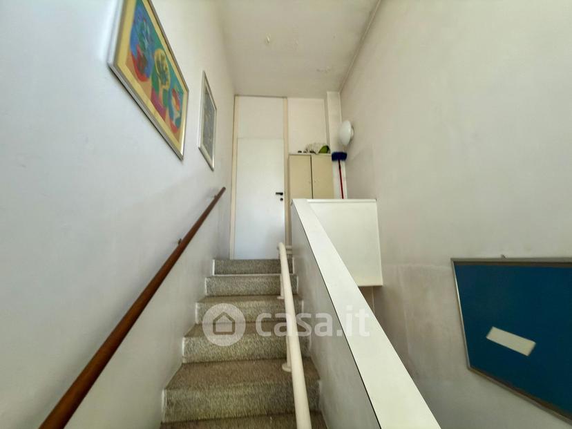 Villa in Via Giosuè Carducci 20 a — foto 27 di 182