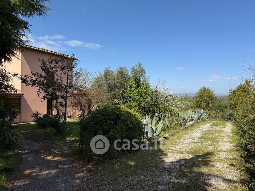 Villa in Strada Tobia 3 — foto 17 di 46