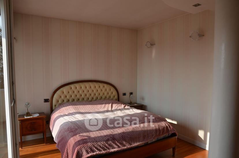 Villa in Via Federico Odorici 68 — foto 7 di 53