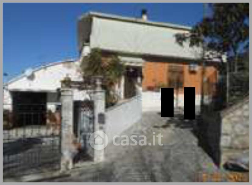 Appartamento in Via Fontana Capocasale — foto 3 di 33