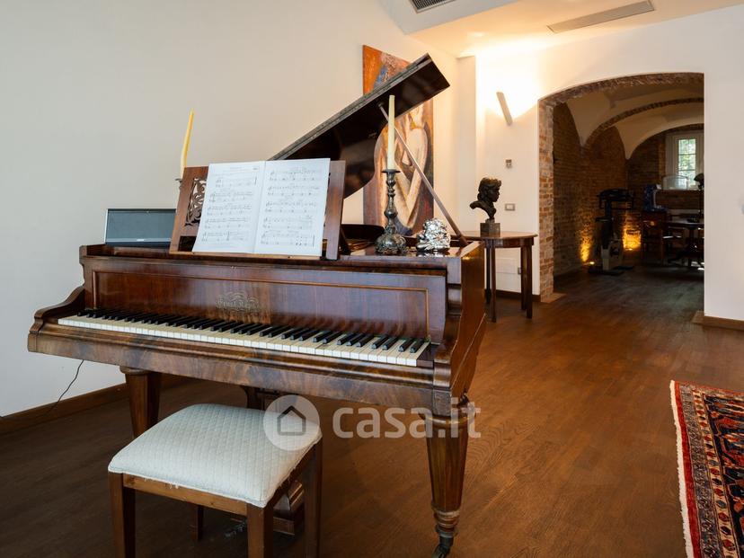 Villa in Viale Lodi 45