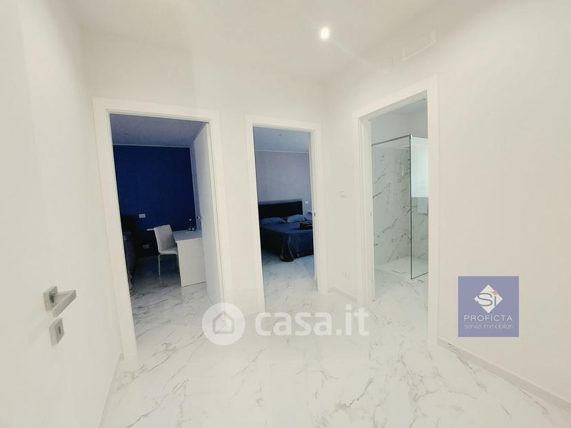 Trilocale in Via Lago di Nemi — foto 13 di 18