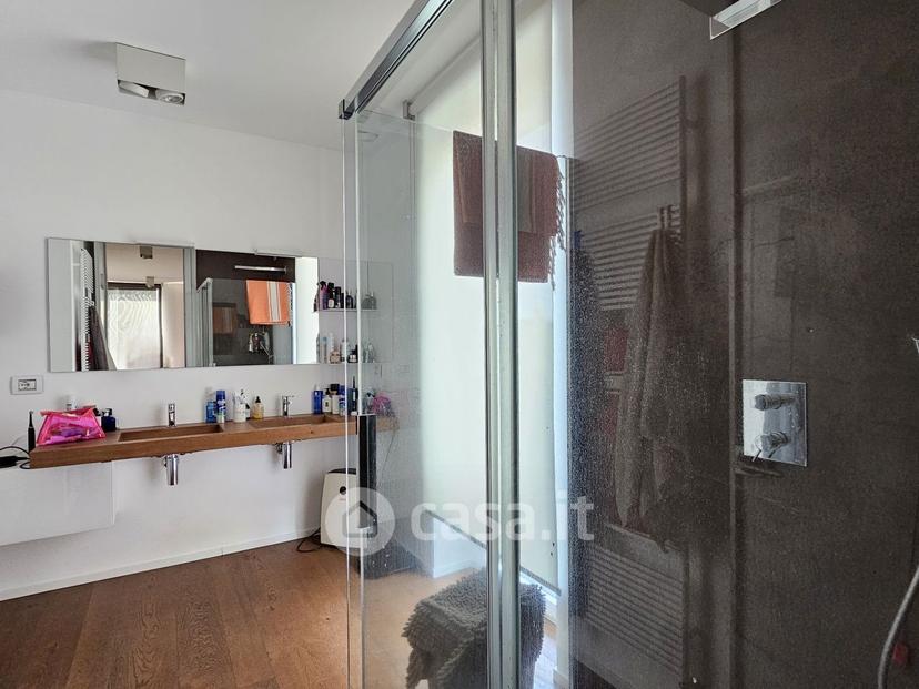 Villa in Via Monte Nero 15 — foto 2 di 35