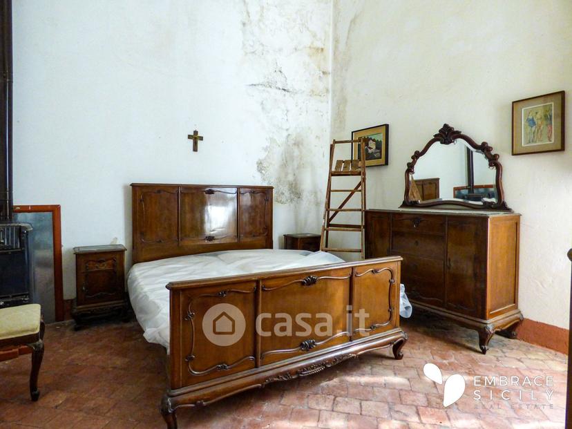 Villa in Villa Bibbia — foto 35 di 39