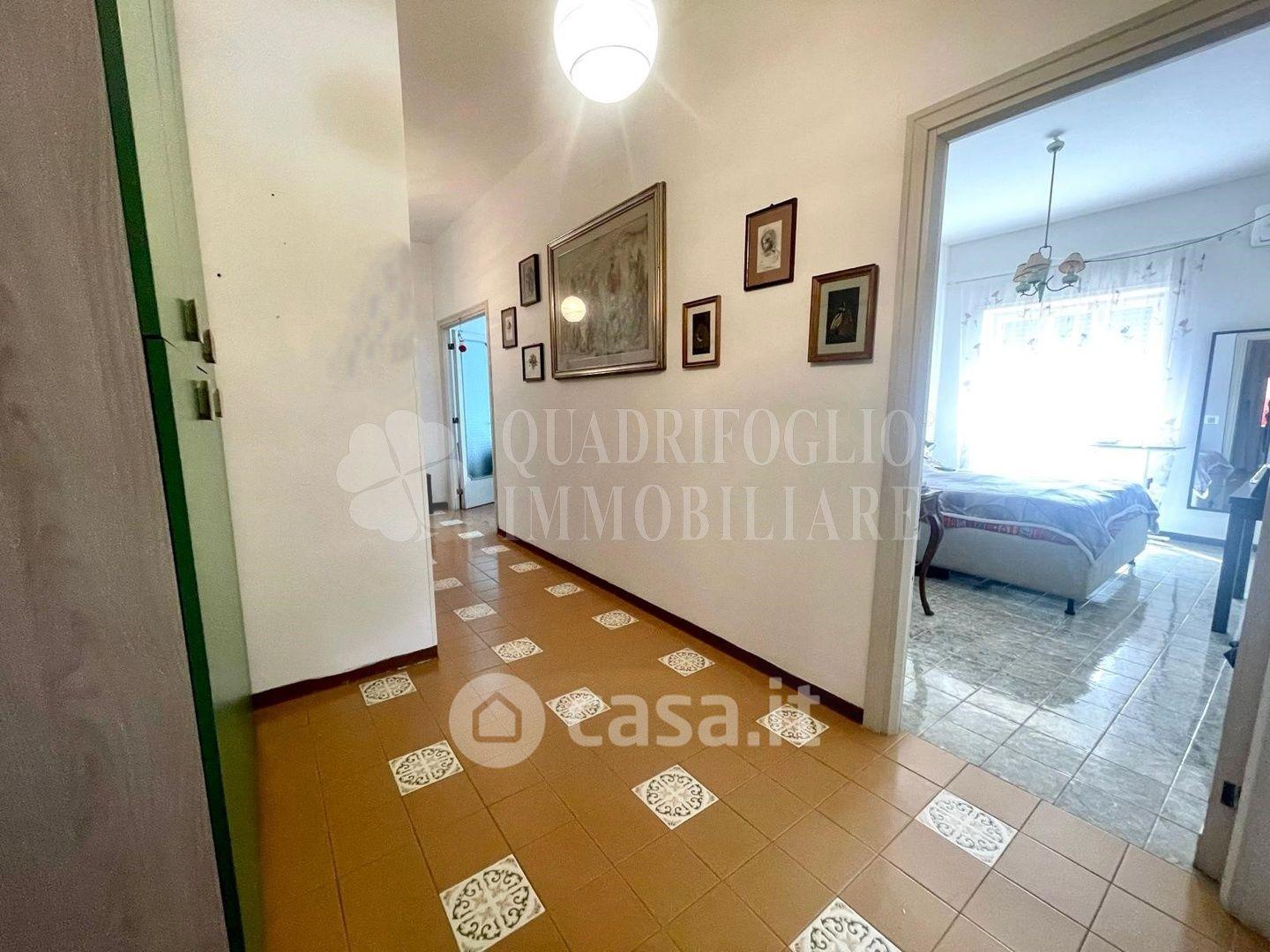 Trilocale in Via dei Mughetti 23
