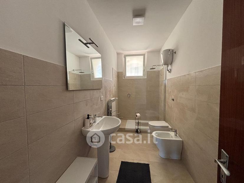 Stanza in Via Torre San Biele — foto 7 di 38