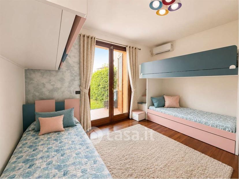 Villa in Via Madonna — foto 5 di 35