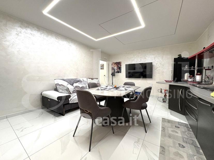 Trilocale in Via Bugnano 67 — foto 10 di 30