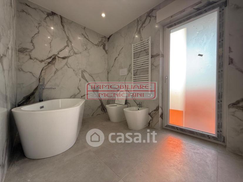 Trilocale in Via Camillo Benso Cavour — foto 109 di 126