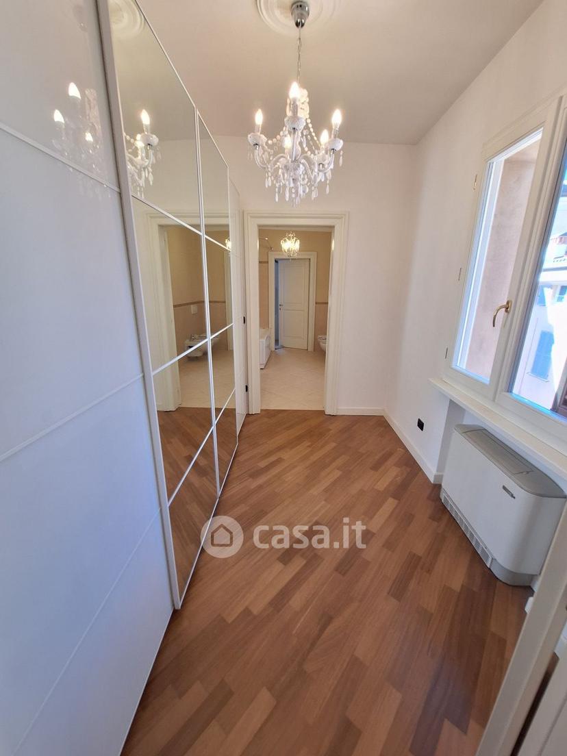 Appartamento in Via dei Frati Minori — foto 18 di 34