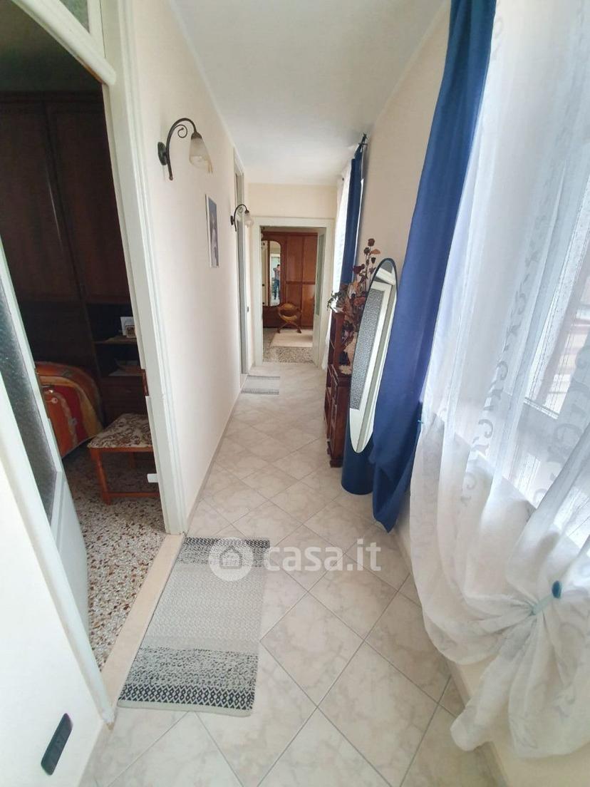 Villa in Piazza Marconi 33 — foto 25 di 31