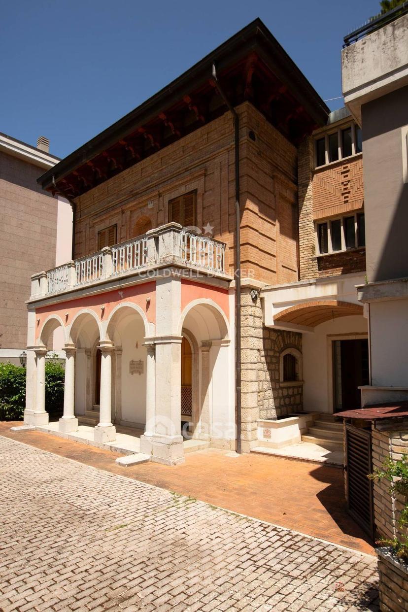 Villa in Via IV Novembre 22 — foto 28 di 81