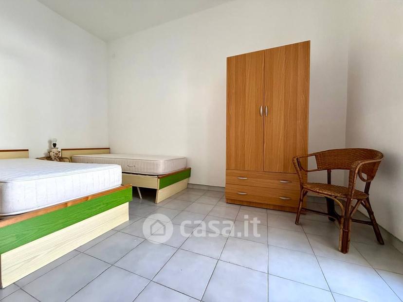 Trilocale in Via Riccione 91 — foto 18 di 34