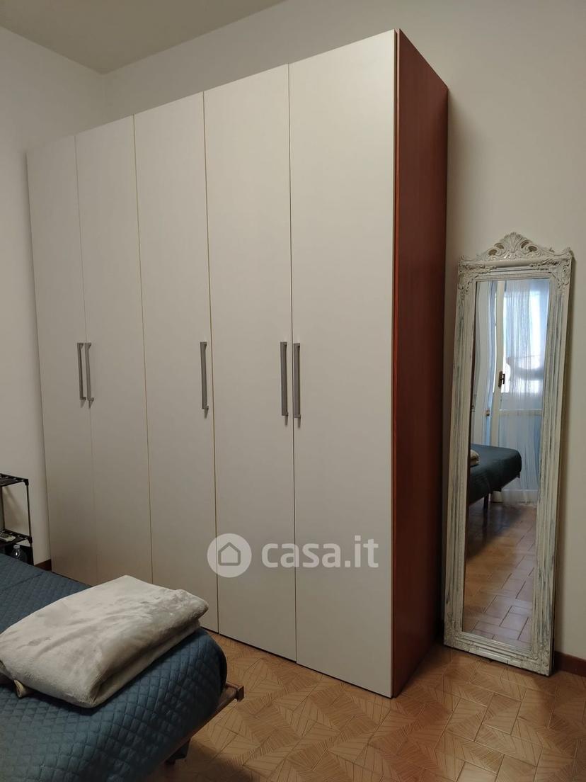 Stanza in Via Parini — foto 3 di 17