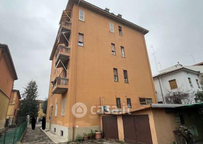Trilocale in Via Dionisio Calvart — foto 7 di 33