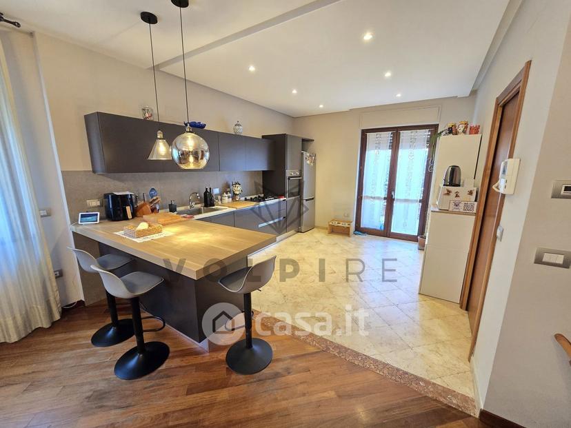 Quadrilocale in Via San Michele Arcangelo 10 — foto 8 di 48