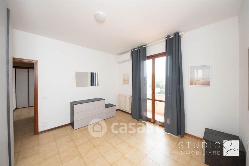 Trilocale in Via Eugenio Montale — foto 11 di 27