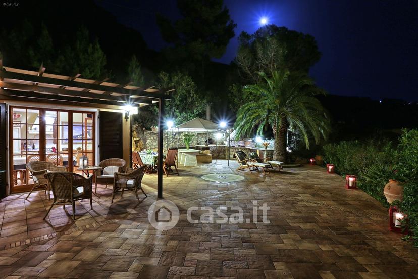 Villa in Morcone — foto 8 di 42