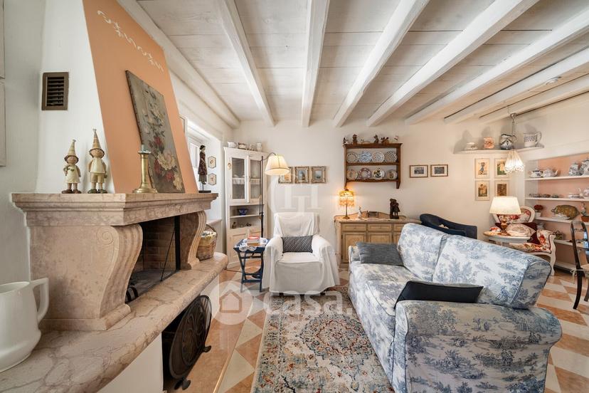 Villa in Via Chiesa — foto 4 di 29