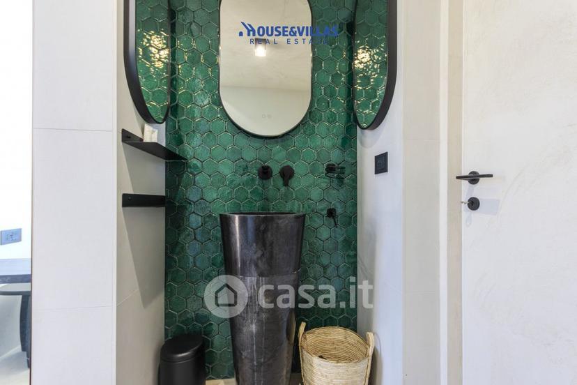 Villa in Via Puzzi — foto 2 di 68