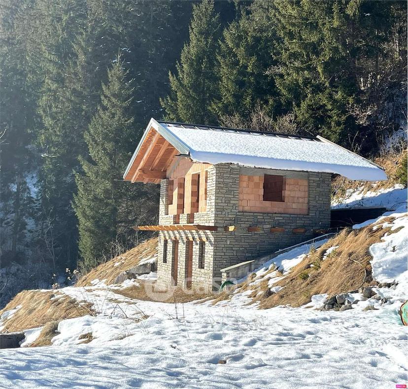 Villa in Via Caduti di Cima Vallona 1 — foto 28 di 32