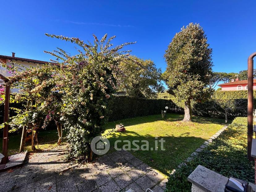 Villa in Via L. Raffaelli 63 — foto 31 di 36