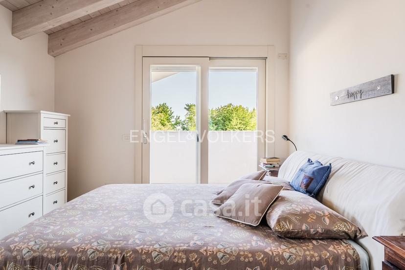 Villa in Via Alessandro Volta 22 — foto 34 di 44