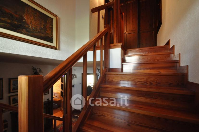 Villa in Via Leonardo da Vinci 35 — foto 21 di 42