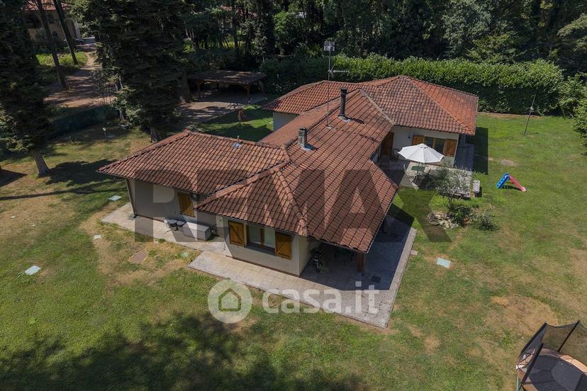 Villa in Via Armando Diaz 90 — foto 16 di 38