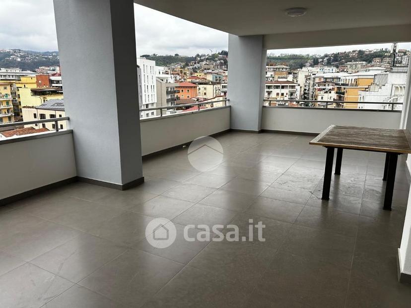 Trilocale in Viale Giacomo Mancini 20 — foto 3 di 23
