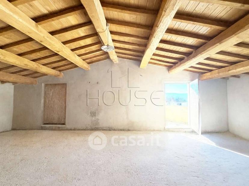 Trilocale in Via Leonardo da Vinci — foto 20 di 34