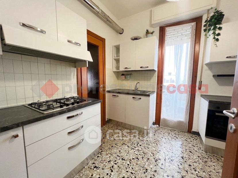 Trilocale in Via Pegrassi Salesio 8