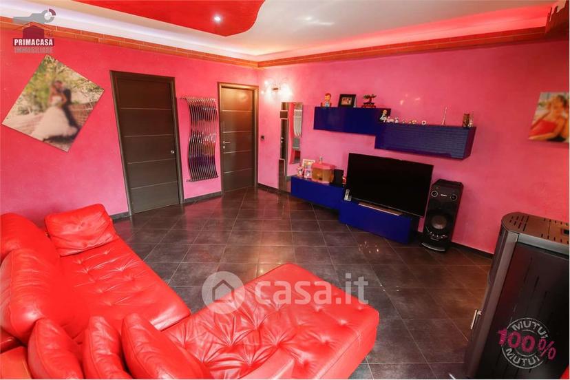 Villa in Via Bergamo 35 — foto 17 di 27