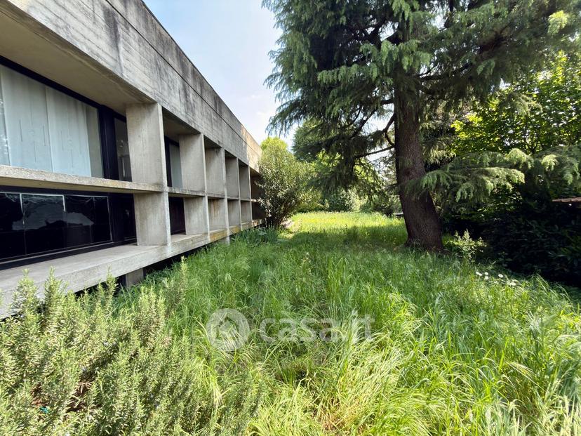 Villa in Via Giosuè Carducci 20 a — foto 135 di 182