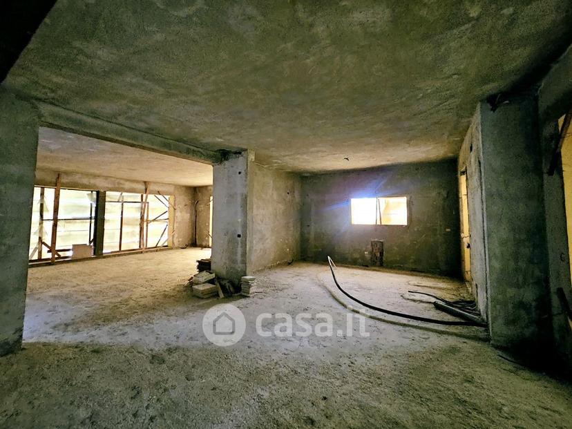 Appartamento in Via Emilia — foto 5 di 12