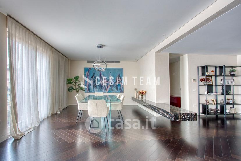 Appartamento in Viale Monte Grappa 22 B — foto 28 di 37