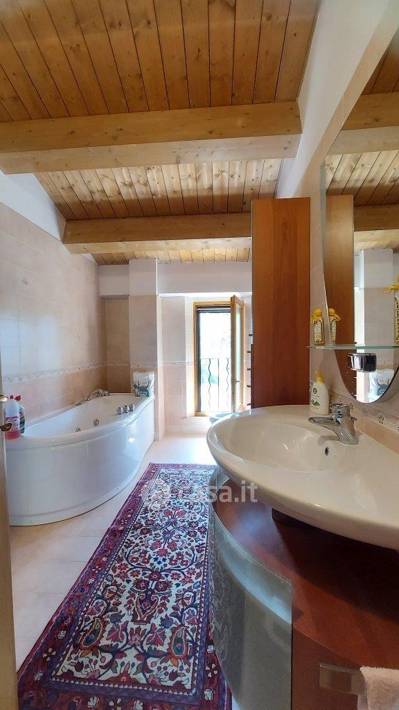 Appartamento in Strada di Santa Lucia 15 — foto 29 di 56