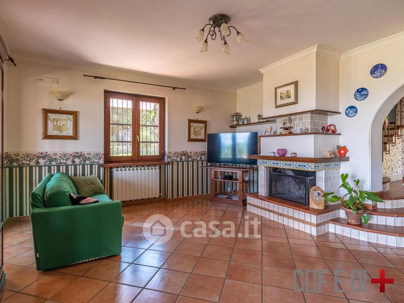 Villa in Via Collerelle — foto 14 di 35
