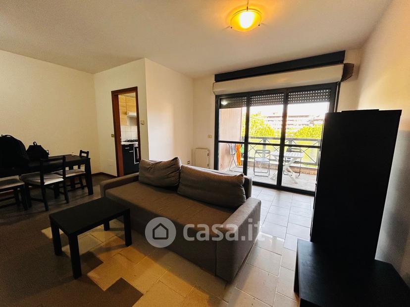 Stanza in Via Aldo Capitini 51 — foto 4 di 24