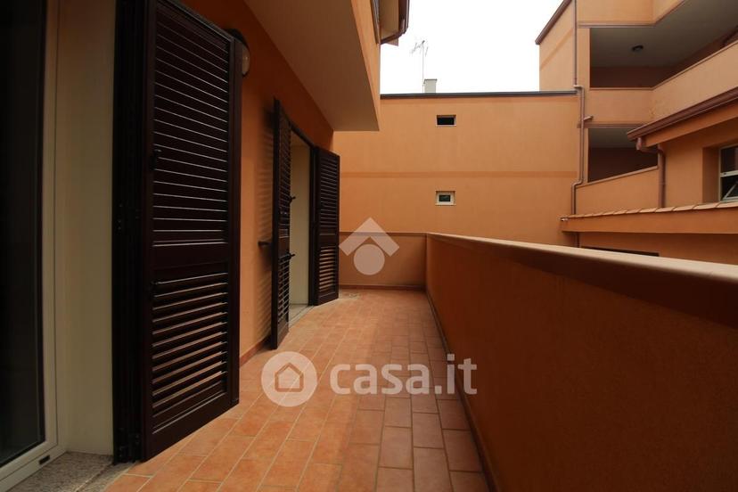 Trilocale in Via Villa 21 — foto 19 di 22