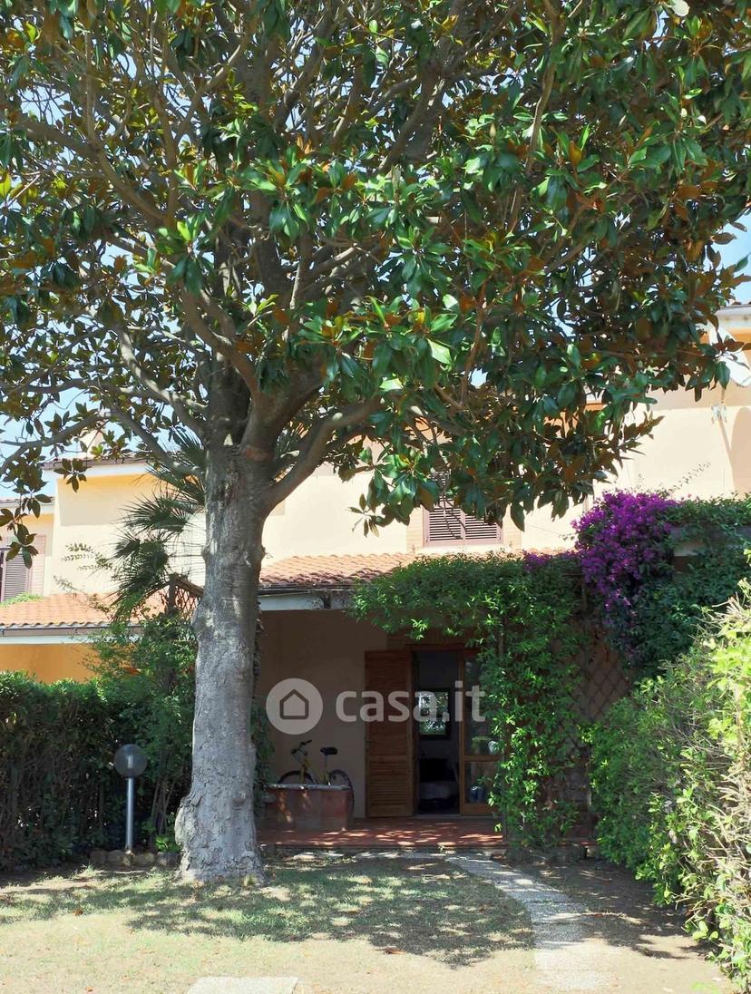 Trilocale in Via della Fattoria Romana — foto 4 di 16