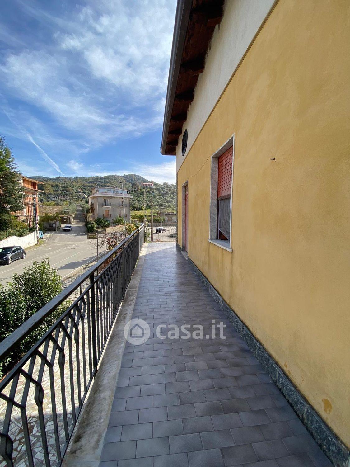 Trilocale in Via Melaro