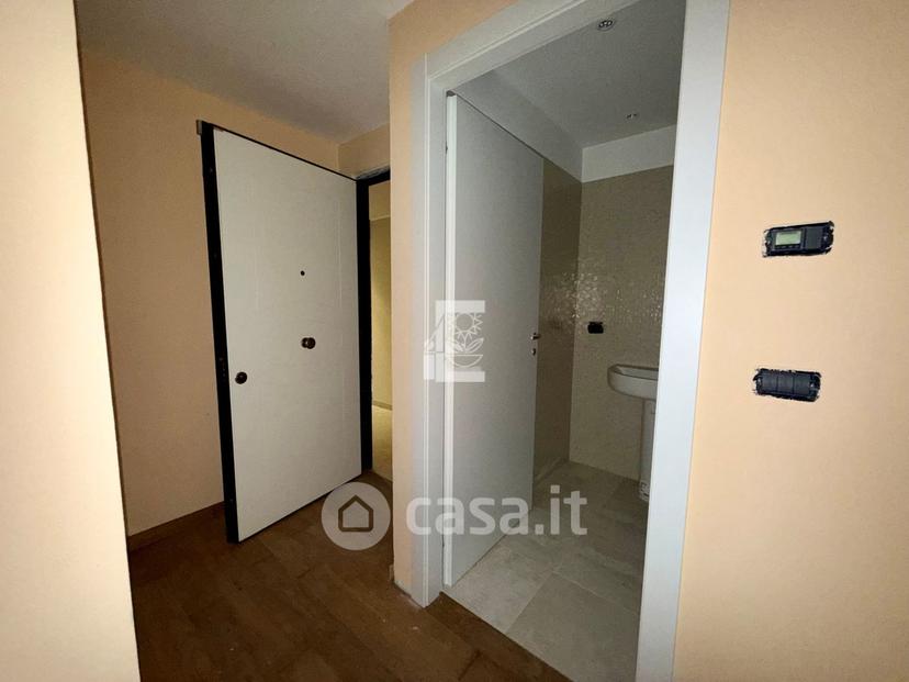 Quadrilocale in Via Pasteur 185 — foto 26 di 44