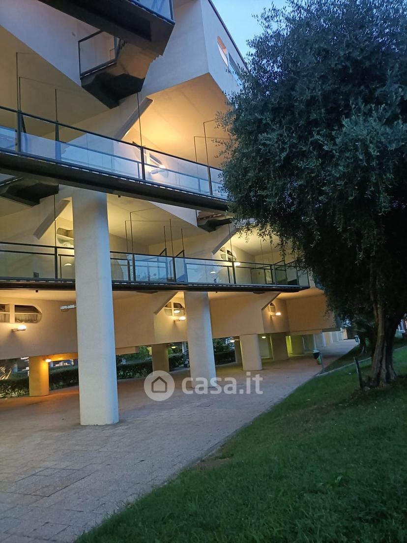 Trilocale in Via Giuseppe Verdi — foto 31 di 37