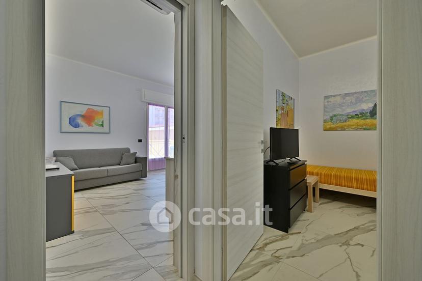 Trilocale in Via degli Aranci 10 — foto 10 di 32